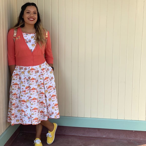 Meet the Posher - Picture 2 of 5